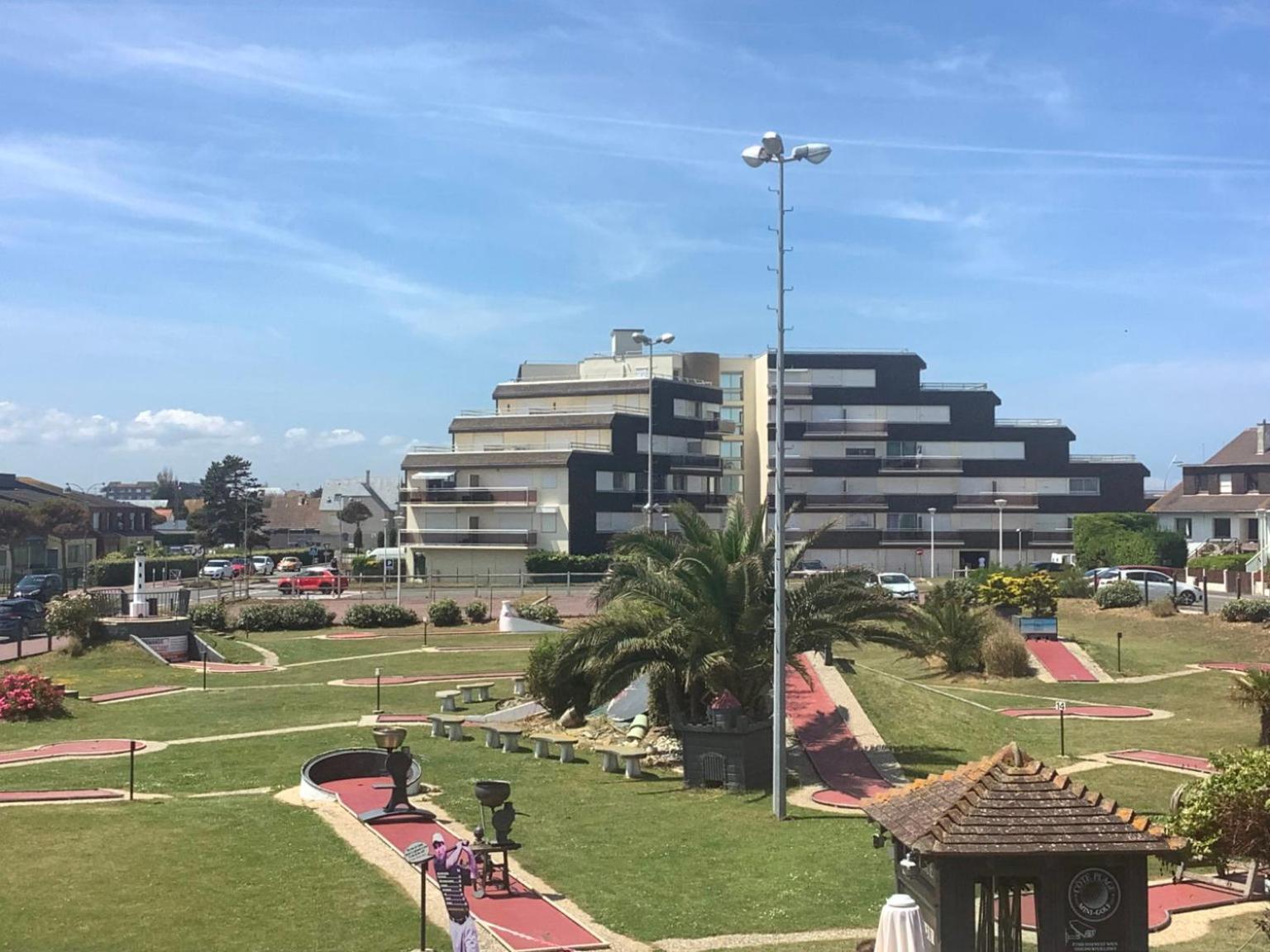 "O'Dbark" - Duplex 2 Etoiles - A 100M De La Plage Avec Jardin Courseulles-sur-Mer Luaran gambar