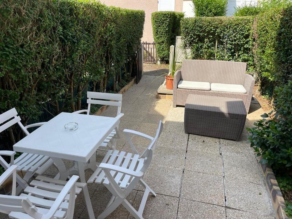 "O'Dbark" - Duplex 2 Etoiles - A 100M De La Plage Avec Jardin Courseulles-sur-Mer Luaran gambar