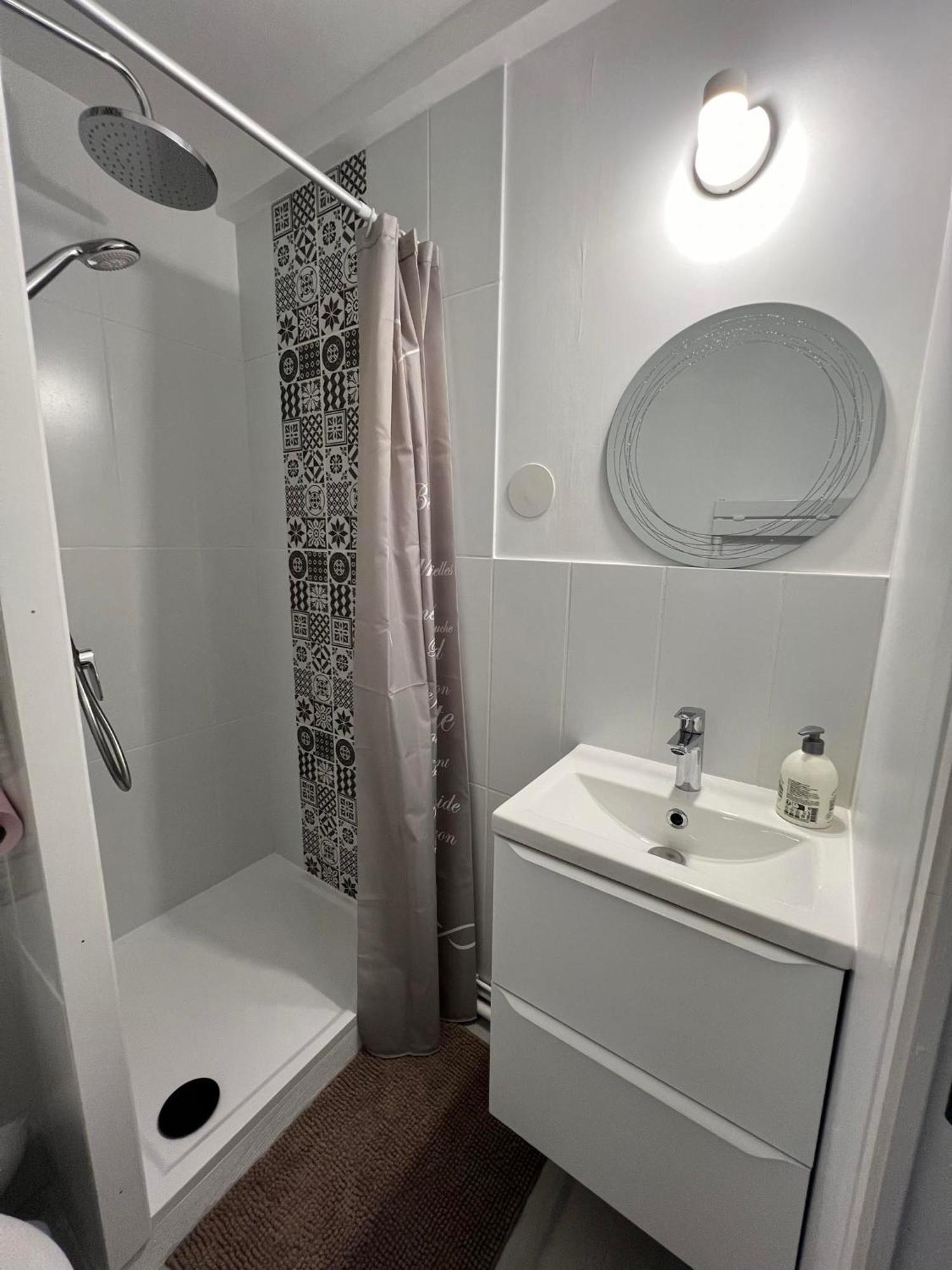 "O'Dbark" - Duplex 2 Etoiles - A 100M De La Plage Avec Jardin Courseulles-sur-Mer Luaran gambar